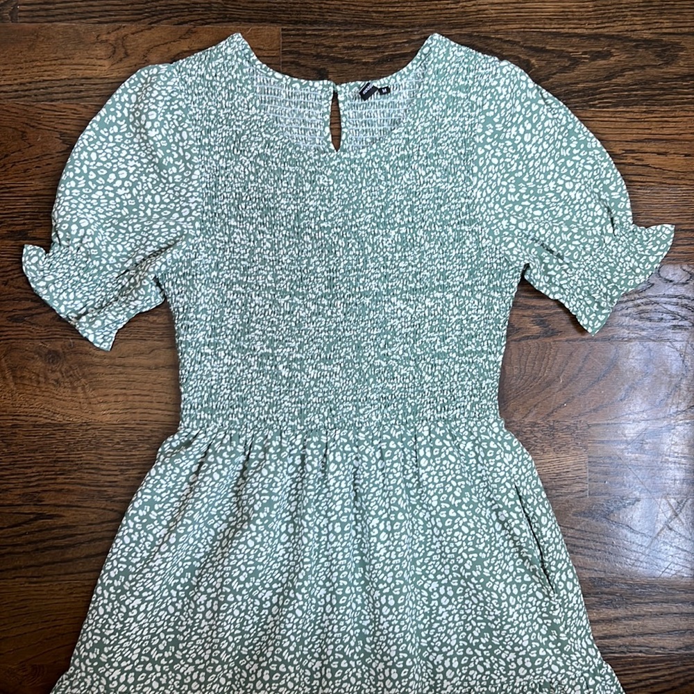 Zattcus Midi Dress Size Medium